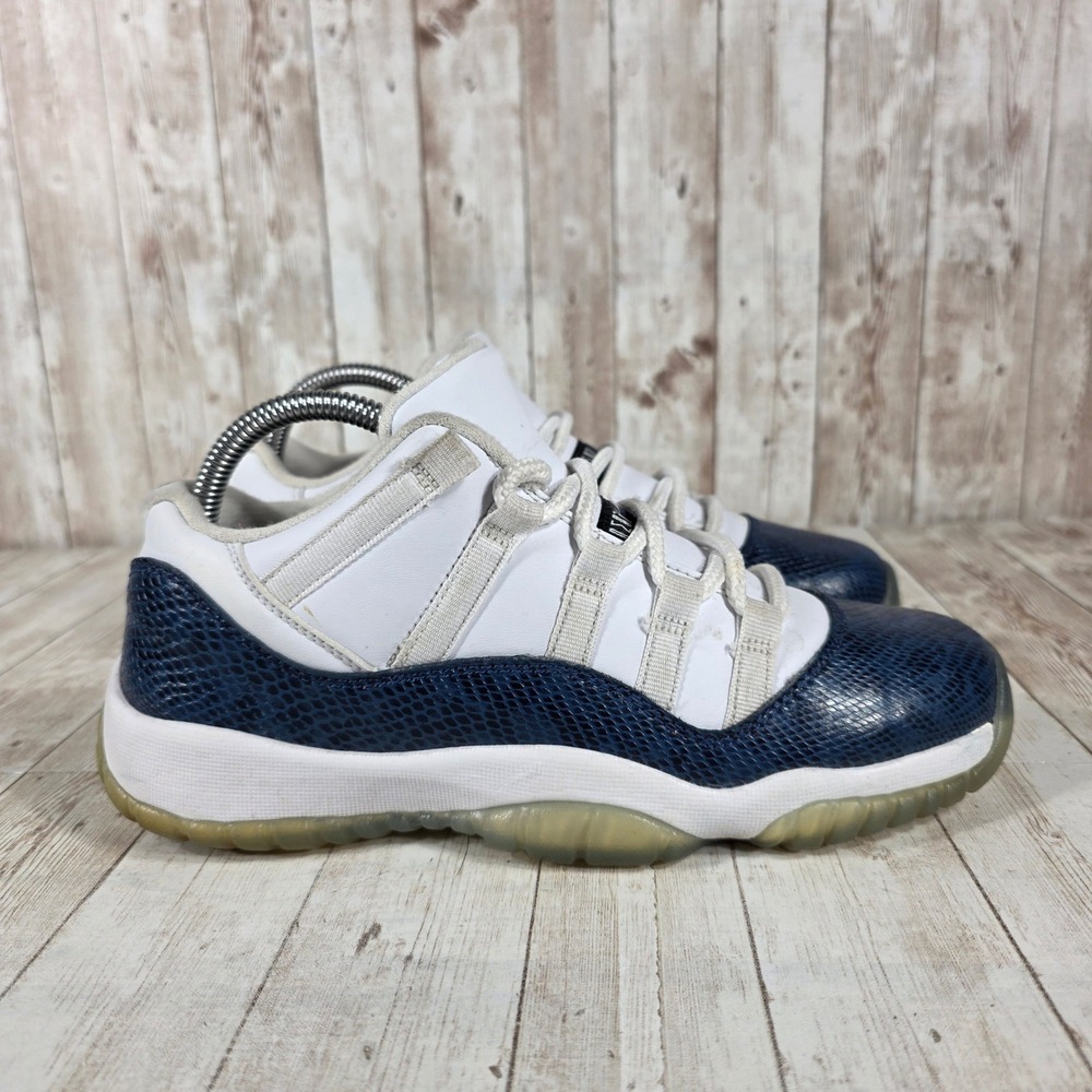 Kids Air Jordan 11 Retro Low Concord‎ Snakeskin White Navy Blue Youth 7Y